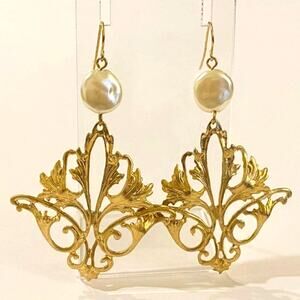 Gold Baroque Freshwater Pearl Earrings NEW
